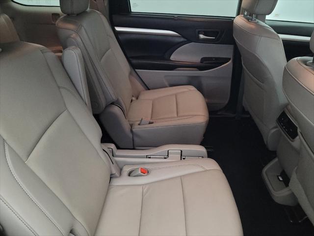 used 2019 Toyota Highlander car, priced at $25,695