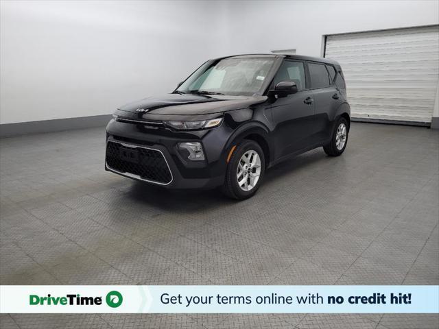 used 2022 Kia Soul car, priced at $17,295