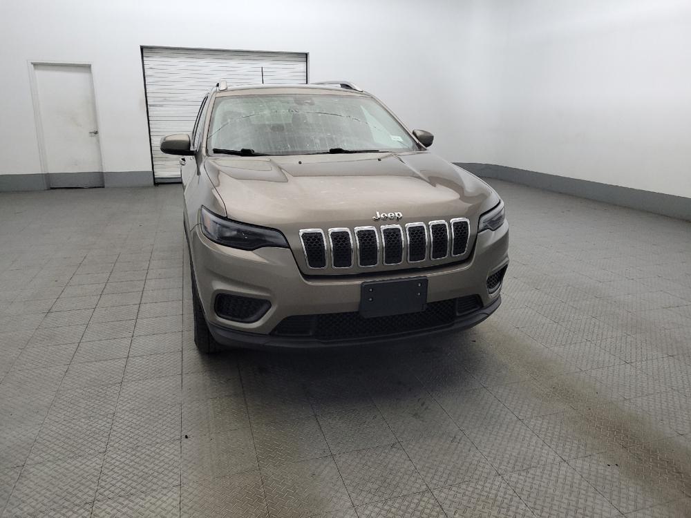 used 2020 Jeep Cherokee car, priced at $18,395