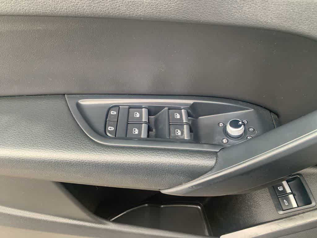 used 2022 Audi Q5 e car, priced at $29,192