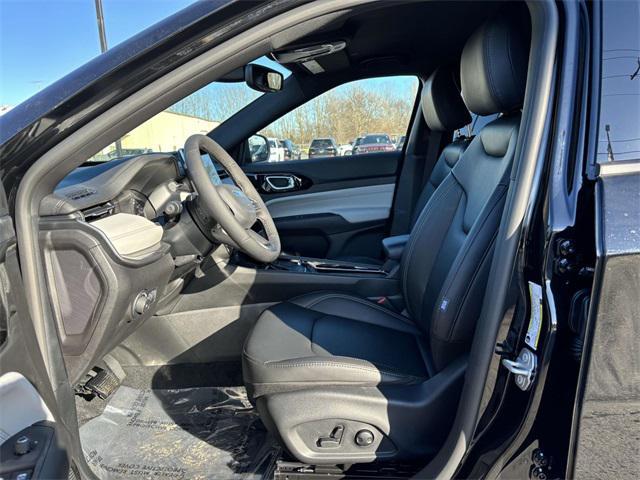 new 2025 Jeep Compass car, priced at $31,935