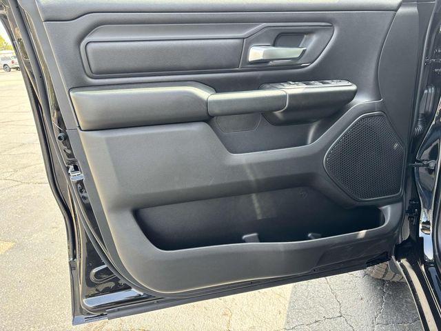 new 2025 Ram 1500 car, priced at $39,962