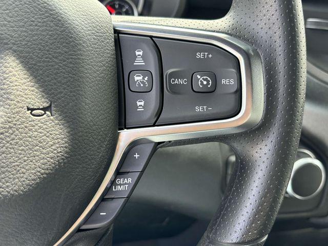 new 2025 Ram 1500 car, priced at $39,962