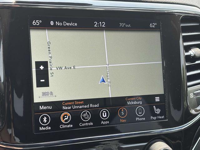 used 2021 Jeep Grand Cherokee car, priced at $29,395