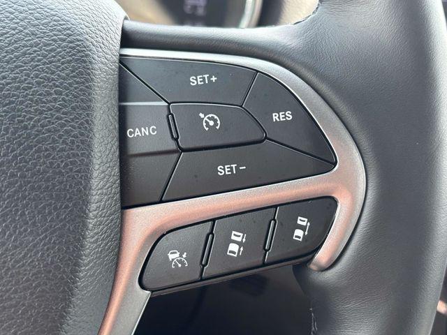 used 2021 Jeep Grand Cherokee car, priced at $29,395