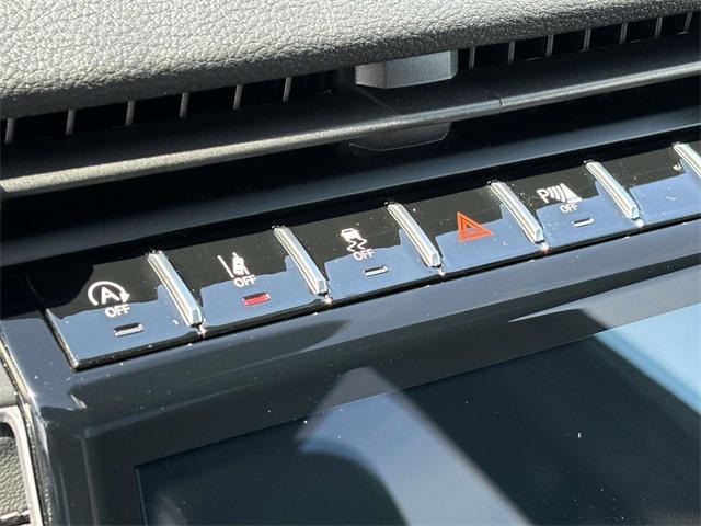 new 2025 Jeep Grand Cherokee car, priced at $47,035