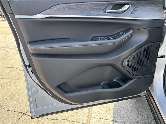 new 2025 Jeep Grand Cherokee car, priced at $47,035