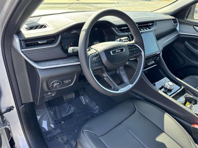 new 2025 Jeep Grand Cherokee car, priced at $47,035