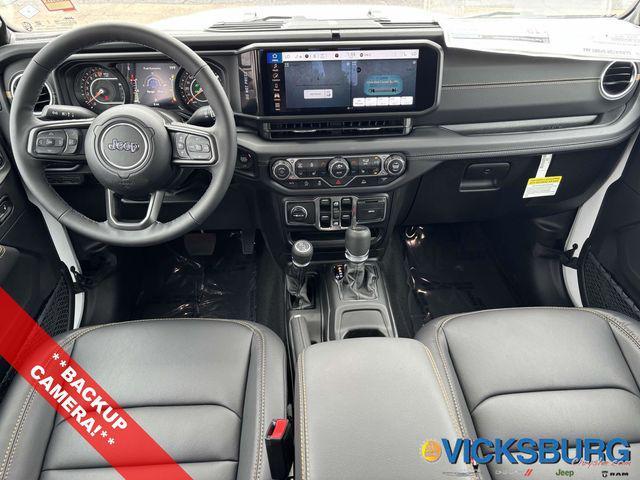 new 2025 Jeep Gladiator car, priced at $44,732
