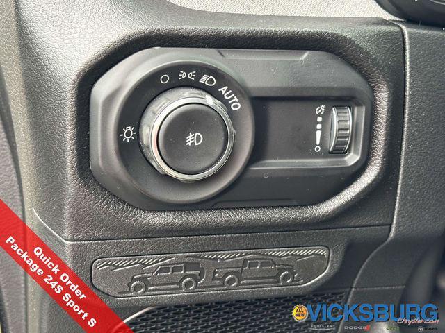 new 2025 Jeep Wrangler car, priced at $46,981