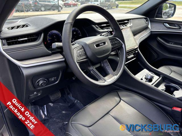 new 2025 Jeep Grand Cherokee car, priced at $44,356