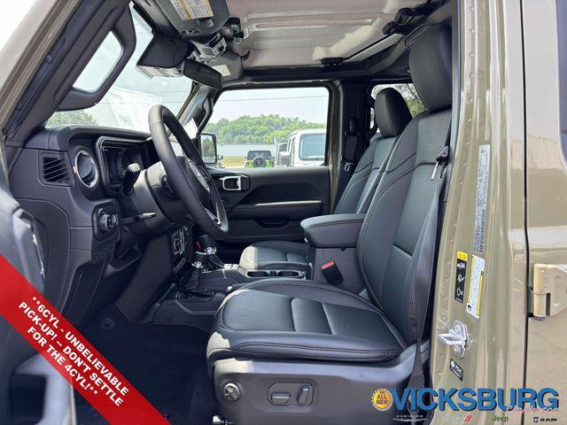 new 2025 Jeep Gladiator car, priced at $45,327