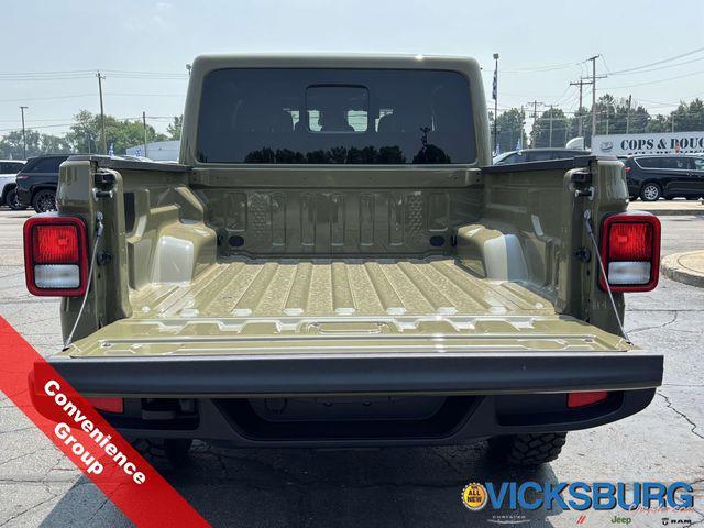 new 2025 Jeep Gladiator car, priced at $45,327