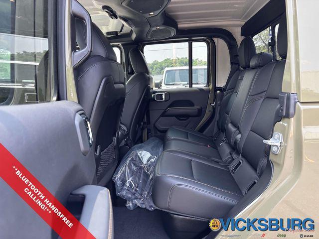 new 2025 Jeep Gladiator car, priced at $45,327
