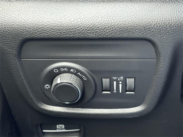 new 2025 Jeep Grand Cherokee L car, priced at $42,920