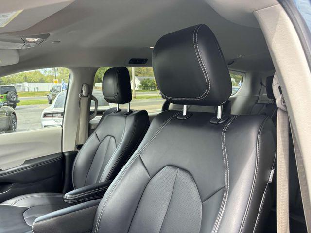 used 2024 Chrysler Pacifica Hybrid car, priced at $28,575