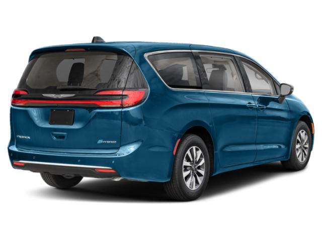 used 2024 Chrysler Pacifica Hybrid car, priced at $31,873