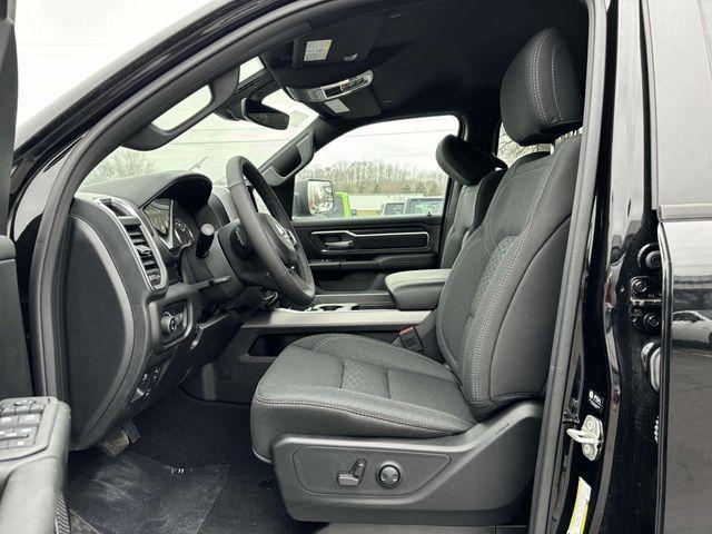 new 2025 Ram 1500 car, priced at $52,117