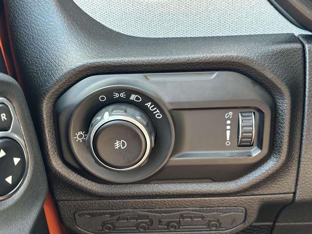 new 2025 Jeep Wrangler car, priced at $51,385