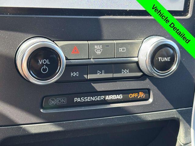 used 2024 Ford Edge car, priced at $24,300