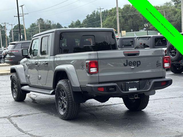 used 2021 Jeep Gladiator car, priced at $32,998