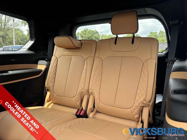 new 2025 Jeep Grand Cherokee L car, priced at $60,055