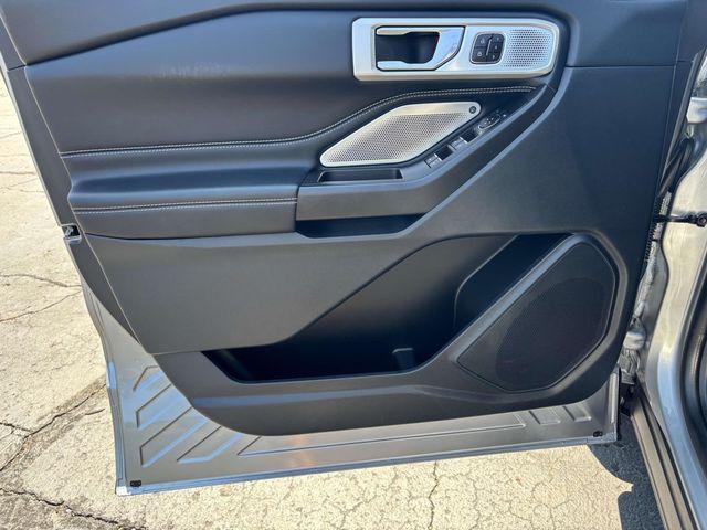 used 2020 Ford Explorer car, priced at $35,562