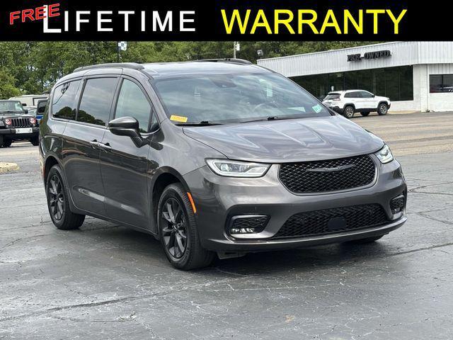 used 2021 Chrysler Pacifica car, priced at $26,918