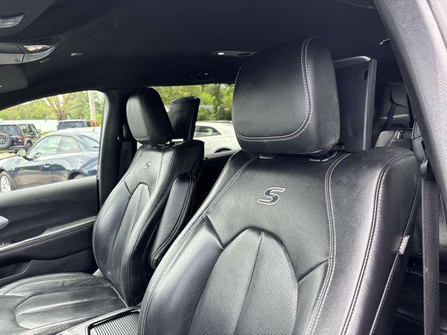 used 2021 Chrysler Pacifica car, priced at $26,918