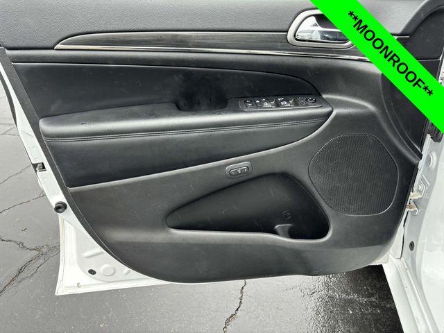 used 2021 Jeep Grand Cherokee car, priced at $30,771