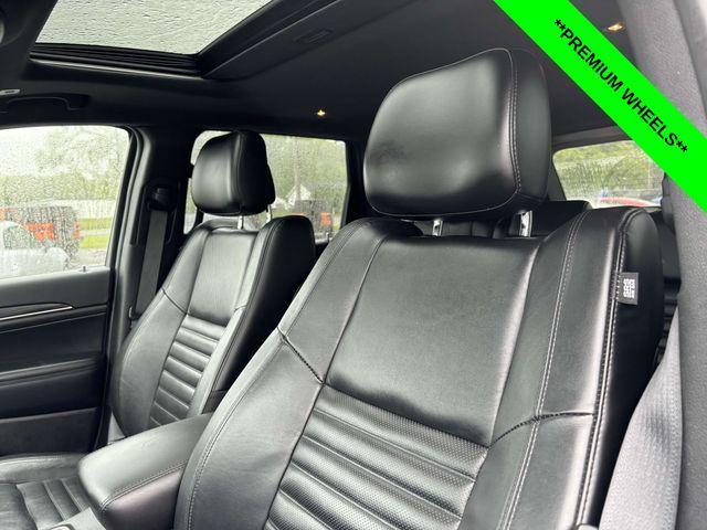 used 2021 Jeep Grand Cherokee car, priced at $30,771