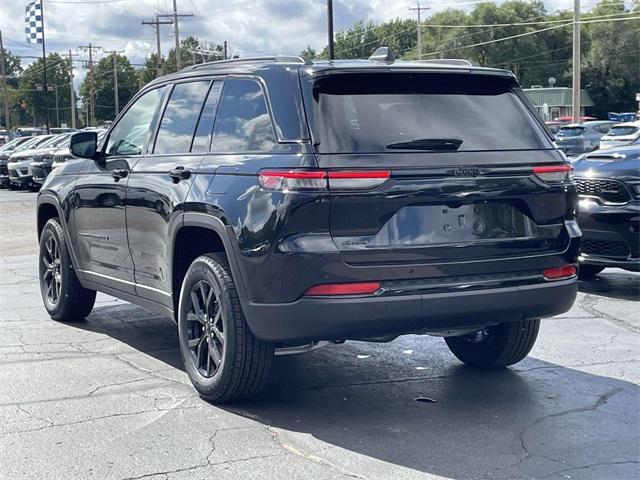 new 2024 Jeep Grand Cherokee car, priced at $41,992