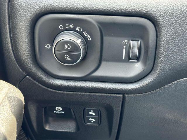 new 2025 Ram 1500 car, priced at $47,437