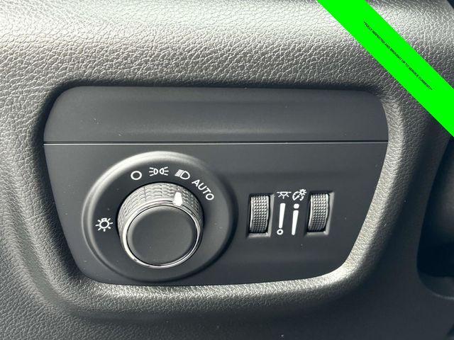 used 2023 Jeep Grand Cherokee car, priced at $29,795