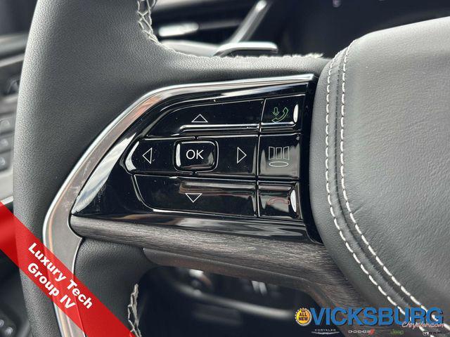 new 2025 Jeep Grand Cherokee car, priced at $56,771