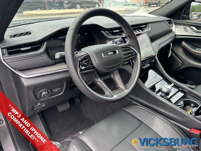 new 2025 Jeep Grand Cherokee car, priced at $56,771