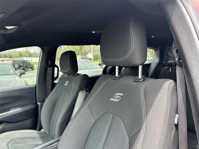 used 2020 Chrysler Pacifica car, priced at $19,865