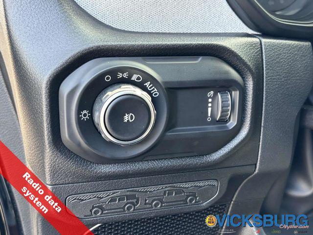 new 2025 Jeep Wrangler car, priced at $49,585