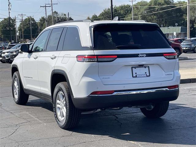 new 2024 Jeep Grand Cherokee car, priced at $34,016