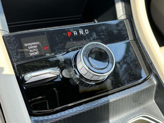 new 2025 Jeep Grand Cherokee car, priced at $49,671