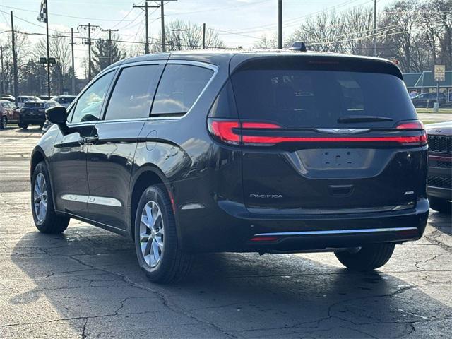 new 2025 Chrysler Pacifica car, priced at $455