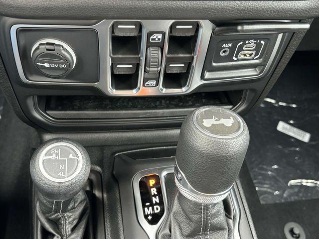 new 2025 Jeep Wrangler car, priced at $48,981