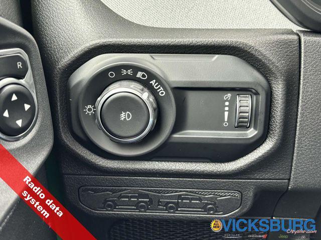 new 2025 Jeep Wrangler car, priced at $47,981