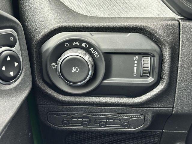 new 2025 Jeep Wrangler car, priced at $48,981