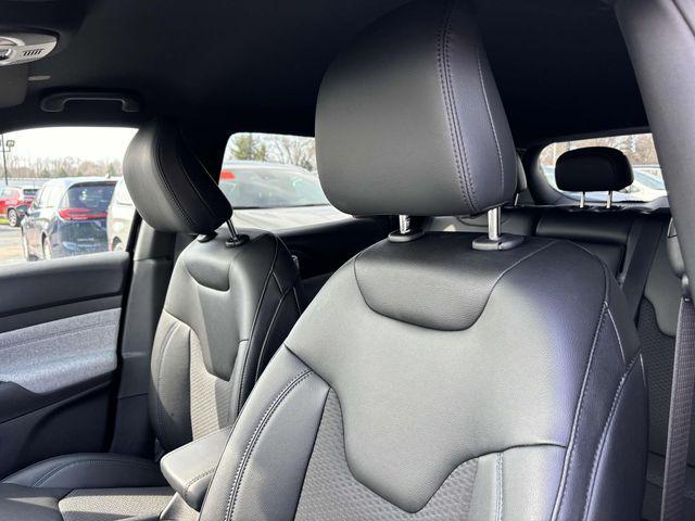 new 2025 Jeep Compass car, priced at $27,063