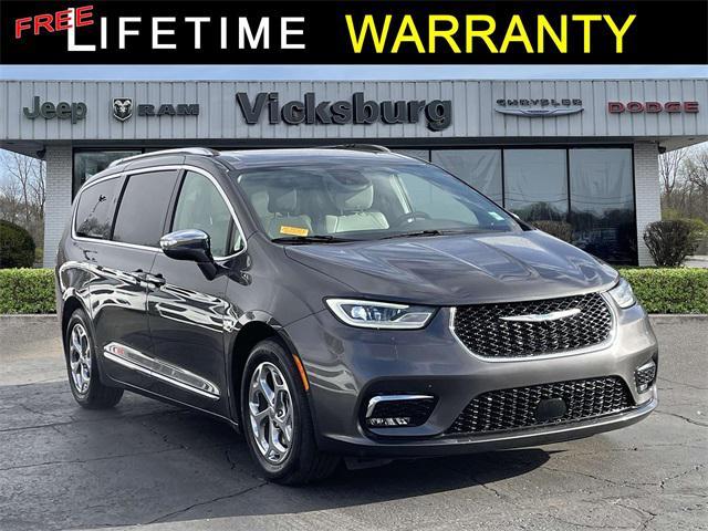 used 2021 Chrysler Pacifica Hybrid car, priced at $36,175