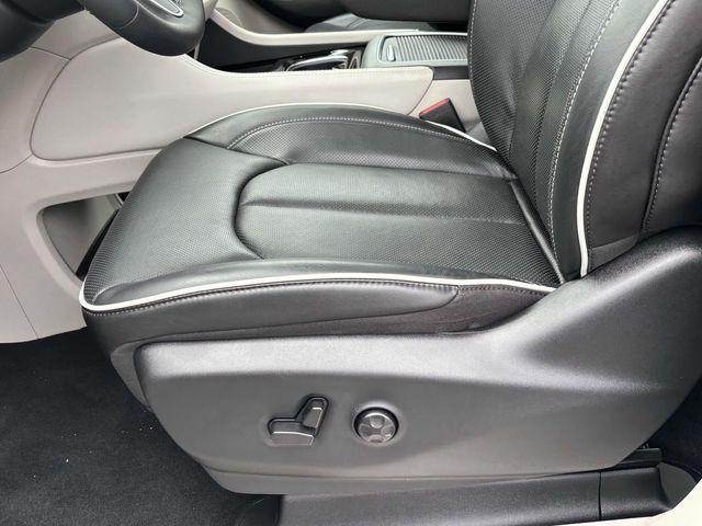 used 2023 Chrysler Pacifica car, priced at $34,705