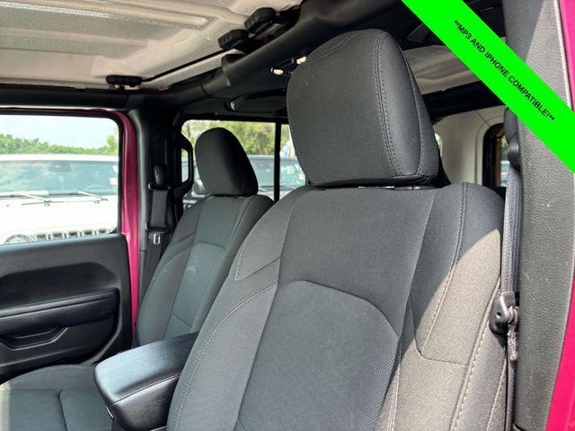 used 2022 Jeep Wrangler Unlimited car, priced at $35,595