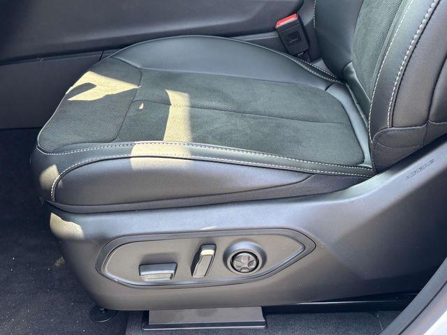 new 2025 Jeep Grand Cherokee car, priced at $46,135