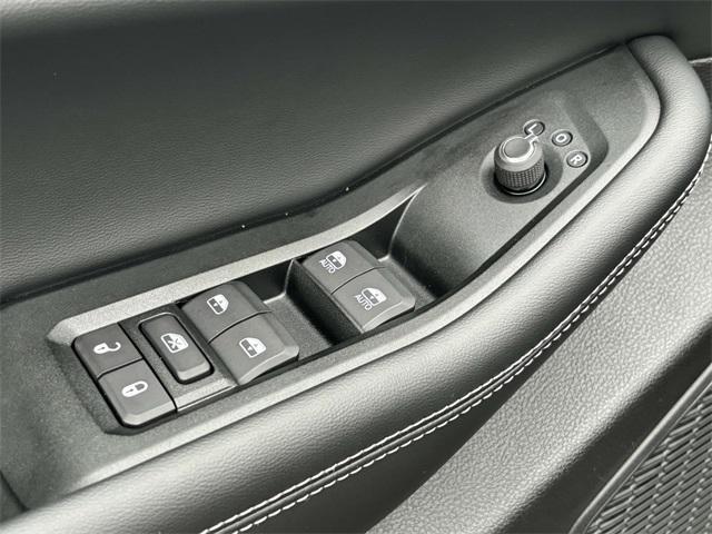 new 2025 Jeep Grand Cherokee car, priced at $41,170